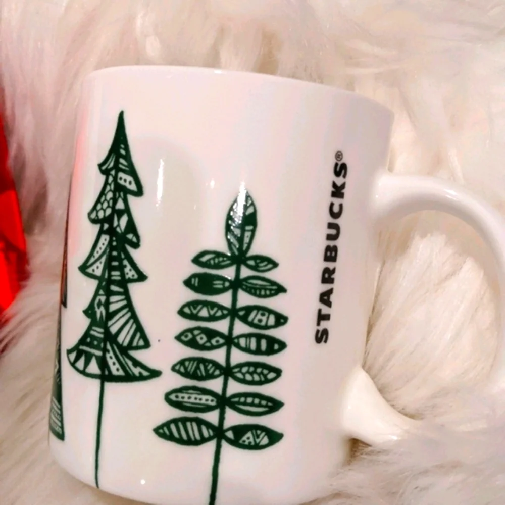 Starbucks 2015 Holiday Christmas Tree Hot Mug Set